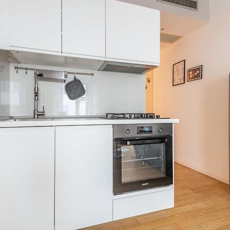 Easylife - Sofisticato Monolocale Con Terrazzino Nel Cuore Di Porta Venezia Milaan Buitenkant foto