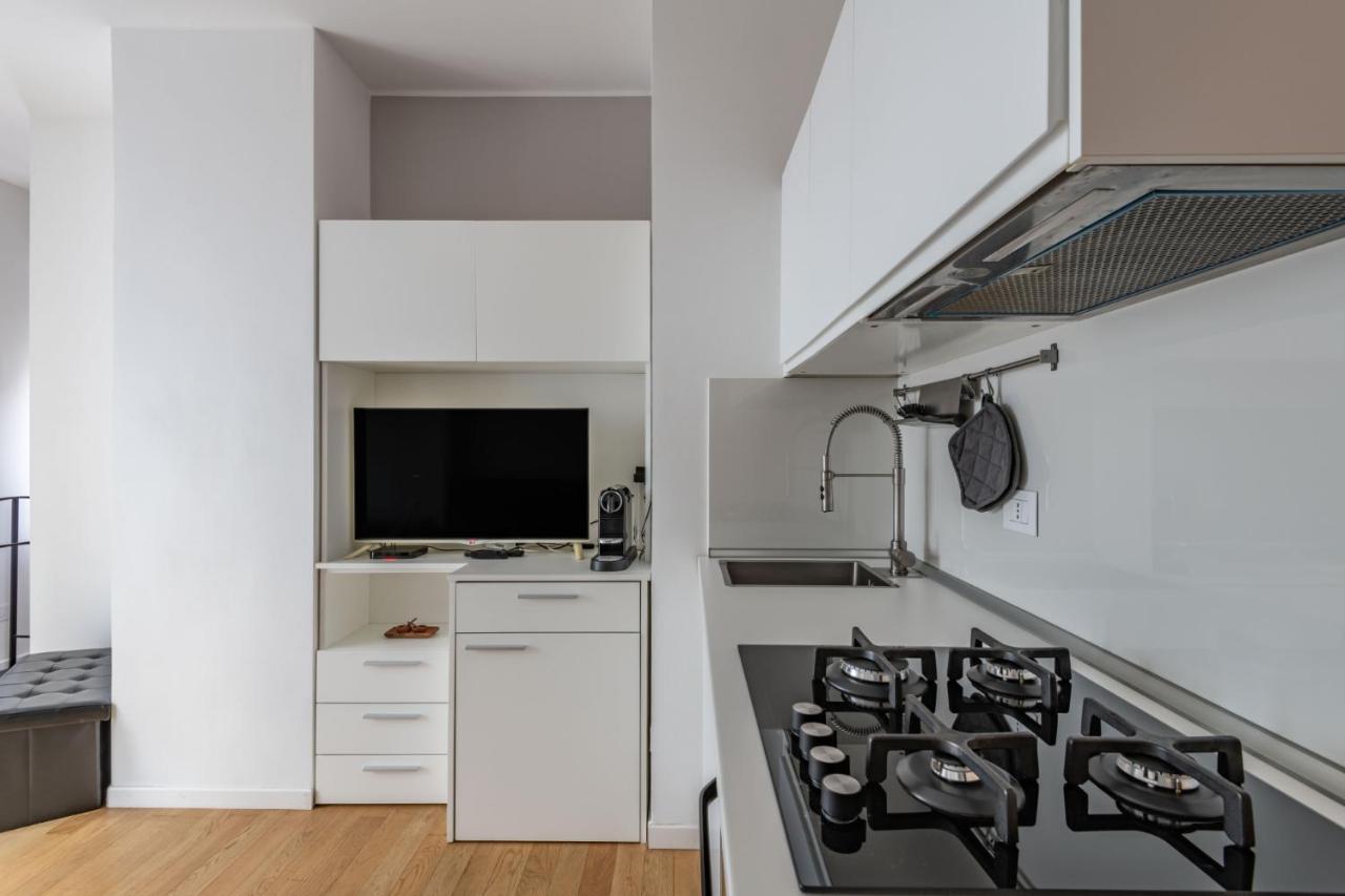 Easylife - Sofisticato Monolocale Con Terrazzino Nel Cuore Di Porta Venezia Milaan Buitenkant foto