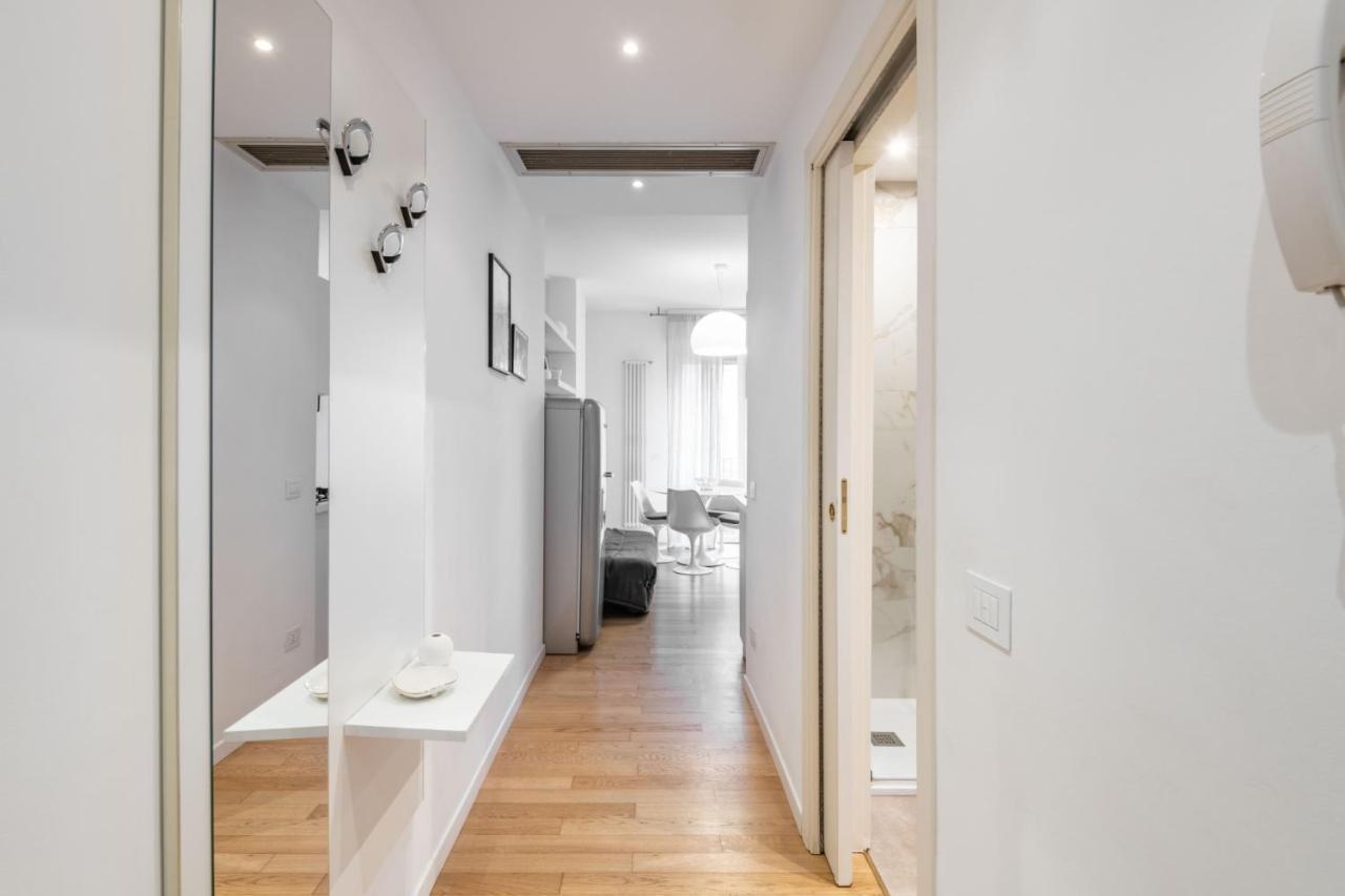 Easylife - Sofisticato Monolocale Con Terrazzino Nel Cuore Di Porta Venezia Milaan Buitenkant foto