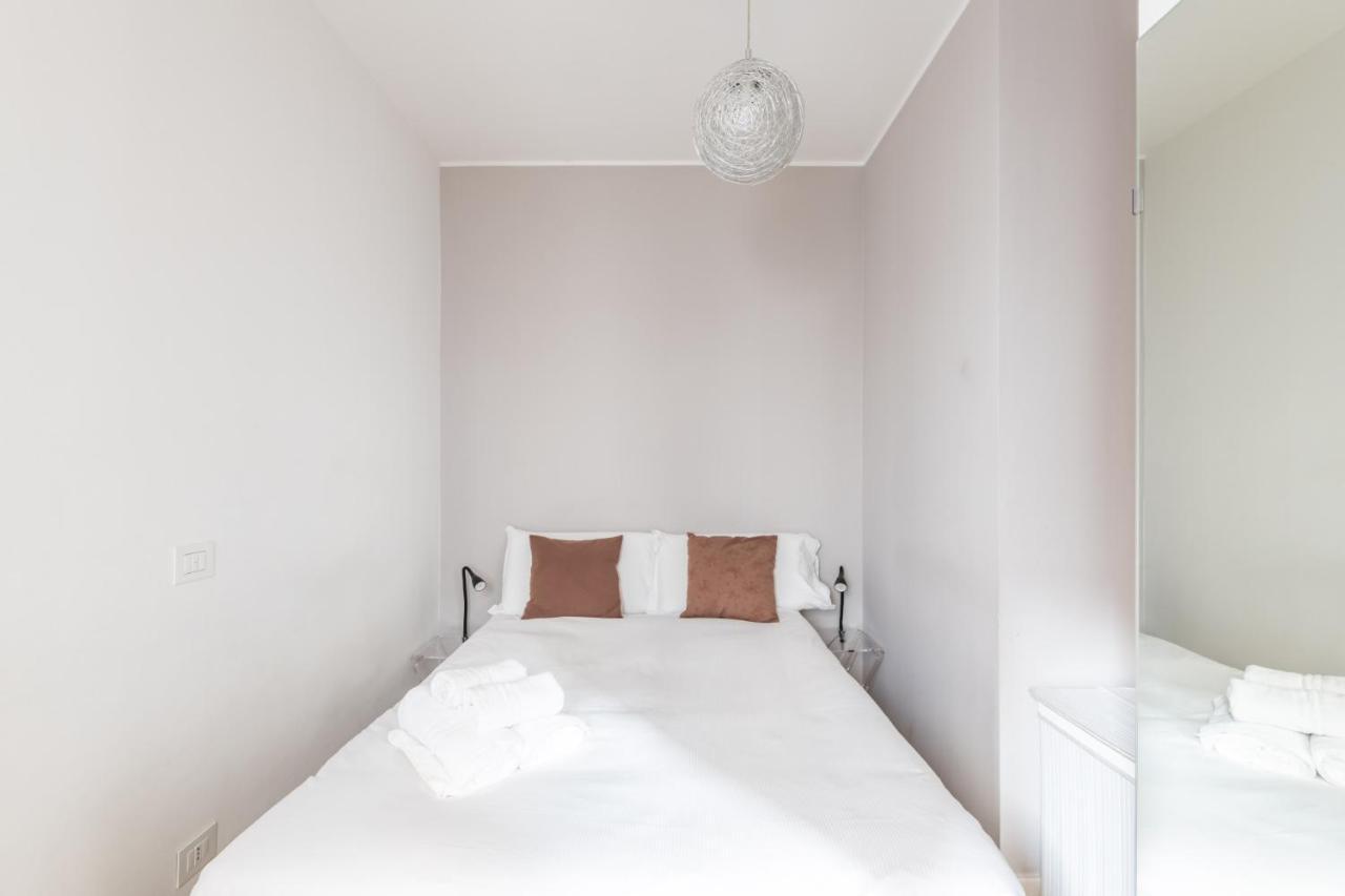 Easylife - Sofisticato Monolocale Con Terrazzino Nel Cuore Di Porta Venezia Milaan Buitenkant foto